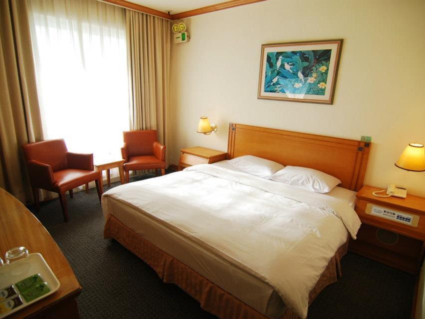 River Inn Kenting Heng-ch'un Kültér fotó